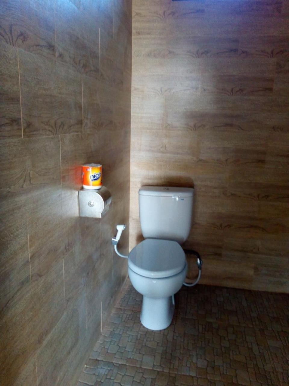 Lakey Beach Inn Hotel Huu Екстер'єр фото
